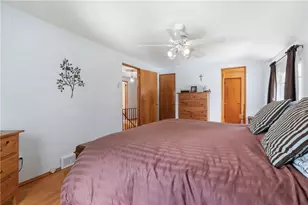 2738 Milford Dr, Bethel Park, PA 15102 - Photo 15