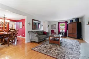 2738 Milford Dr, Bethel Park, PA 15102 - Photo 5