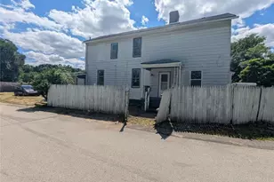 46 S Railroad St, Manor, PA 15665 - Photo 1
