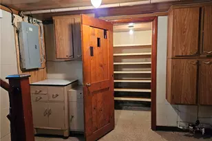 748 Maginn St, Pittsburgh, PA 15214 - Photo 25