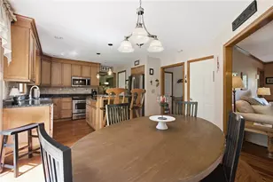 2414 Wedgewood Dr, Pittsburgh, PA 15090 - Photo 17