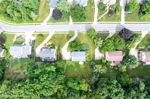 2414 Wedgewood Dr, Pittsburgh, PA 15090 - Photo 41