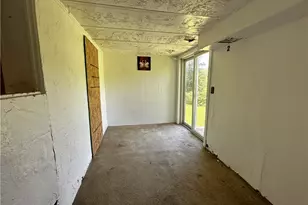 3036 Bethel Church Rd, Bethel Park, PA 15102 - Photo 13