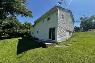 3036 Bethel Church Rd, Bethel Park, PA 15102 - Photo 3