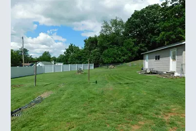 39 May Street, Fairchance, PA 15436 - Photo 5
