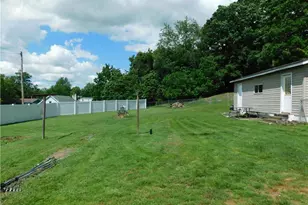 39 May St, Fairchance, PA 15436 - Photo 5
