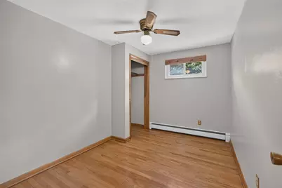 4684 Bowes Ave, West Mifflin, PA 15122 - Photo 17