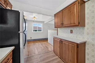 4684 Bowes Ave, West Mifflin, PA 15122 - Photo 13