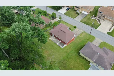 4684 Bowes Ave, West Mifflin, PA 15122 - Photo 37
