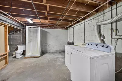 4684 Bowes Ave, West Mifflin, PA 15122 - Photo 21