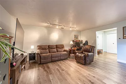 7509 Penn Bridge Ct, Pittsburgh, PA 15221 - Photo 5