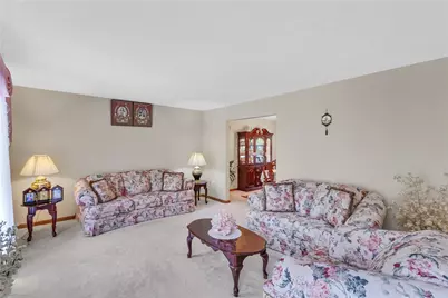4027 Holiday Park Drive, Murrysville, PA 15668 - Photo 7