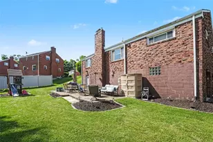 6501 Ventura Dr, South Park, PA 15236 - Photo 29