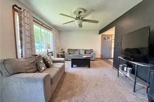 20 W Meyer, Neshannock Township, PA 16105 - Photo 7