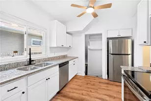 2007 Delaware Ave, New Castle, PA 16105 - Photo 15