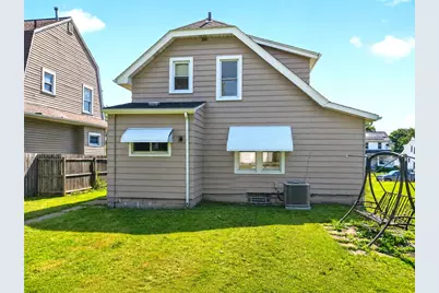 2007 Delaware Ave, New Castle, PA 16105 - Photo 5