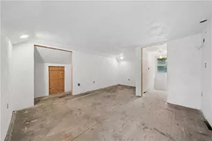 1351-1353 Mt Pleasant Rd, Hempfield Township, PA 15601 - Photo 13