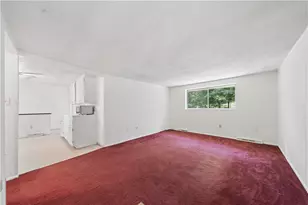 1351-1353 Mt Pleasant Rd, Hempfield Township, PA 15601 - Photo 9