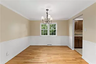 1185 Satellite Cir, Pittsburgh, PA 15241 - Photo 7