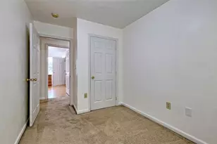 727 Dithridge St, Jeannette, PA 15644 - Photo 17