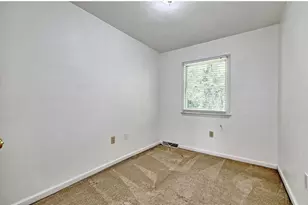 727 Dithridge St, Jeannette, PA 15644 - Photo 21