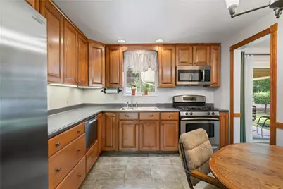118 Merwood Dr, Ross Twp, PA 15214 - Photo 9