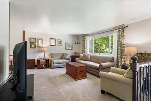 118 Merwood Dr, Ross Twp, PA 15214 - Photo 3