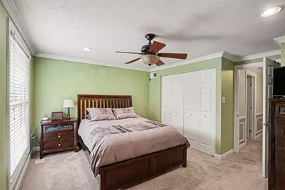 5495 Library Rd #10, Bethel Park, PA 15102 - Photo 17