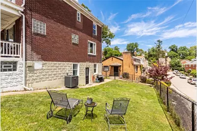 17 E Willock Rd, Pittsburgh, PA 15227 - Photo 23