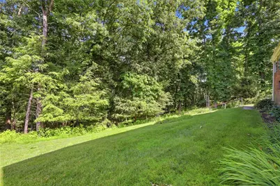 2529 Matterhorn Drive, Pittsburgh, PA 15090 - Photo 23