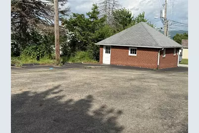 313 Morgantown St, Uniontown, PA 15401 - Photo 3