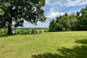 268 Holyoke Rd, Center Township, PA 16001 - Photo 37