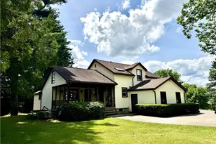 268 Holyoke Rd, Center Township, PA 16001 - Photo 3