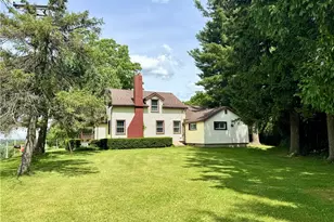 268 Holyoke Rd, Center Township, PA 16001 - Photo 39