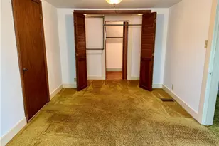 268 Holyoke Rd, Center Township, PA 16001 - Photo 25