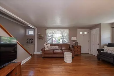 279 Southward Dr, Moon/Crescent Twp, PA 15108 - Photo 13