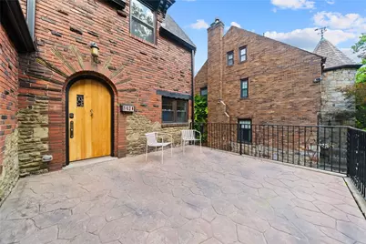 1240 Bellerock St, Pittsburgh, PA 15217 - Photo 3