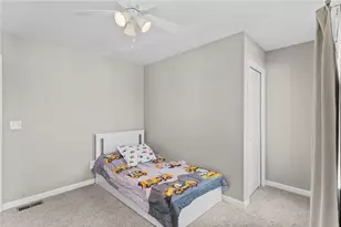 2806 Canterbury Dr, Imperial, PA 15126 - Photo 39