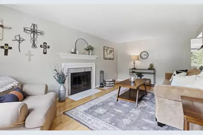 5336 Spring Valley Dr, Pittsburgh, PA 15236 - Photo 7