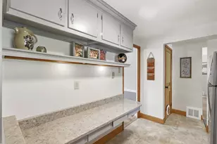 5336 Spring Valley Dr, Pittsburgh, PA 15236 - Photo 15