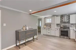 201 Center Ave, Oakdale, PA 15071 - Photo 5
