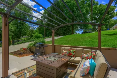 201 Center Avenue, Oakdale, PA 15071 - Photo 27