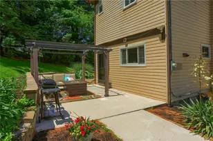 201 Center Ave, Oakdale, PA 15071 - Photo 31