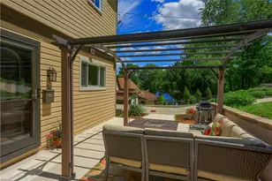 201 Center Ave, Oakdale, PA 15071 - Photo 31