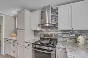 201 Center Ave, Oakdale, PA 15071 - Photo 3
