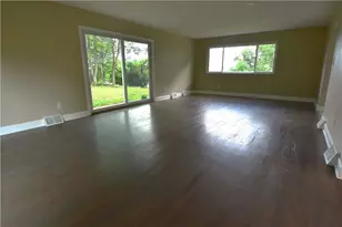 145 Mapledale Dr, Munhall, PA 15120 - Photo 9