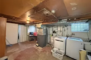 5251 Fieldcrest Dr, Pittsburgh, PA 15236 - Photo 19
