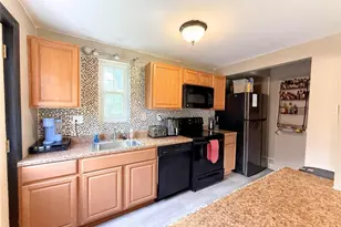 5251 Fieldcrest Dr, Pittsburgh, PA 15236 - Photo 9