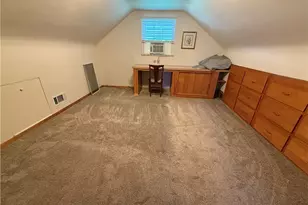 4126-4128 Everlawn St, West Mifflin, PA 15122 - Photo 15