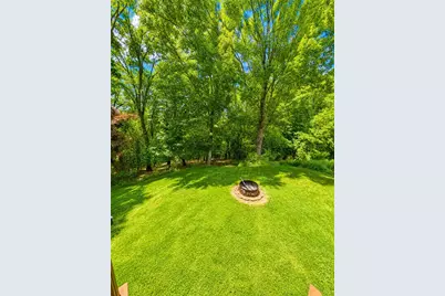 111 Crestwood Dr, Ross Twp, PA 15237 - Photo 11